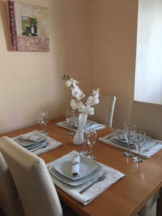 Apartment Sanja *